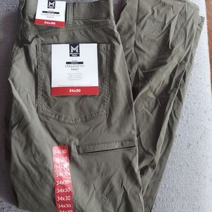mark. Men's Khaki Straight Fit Pants